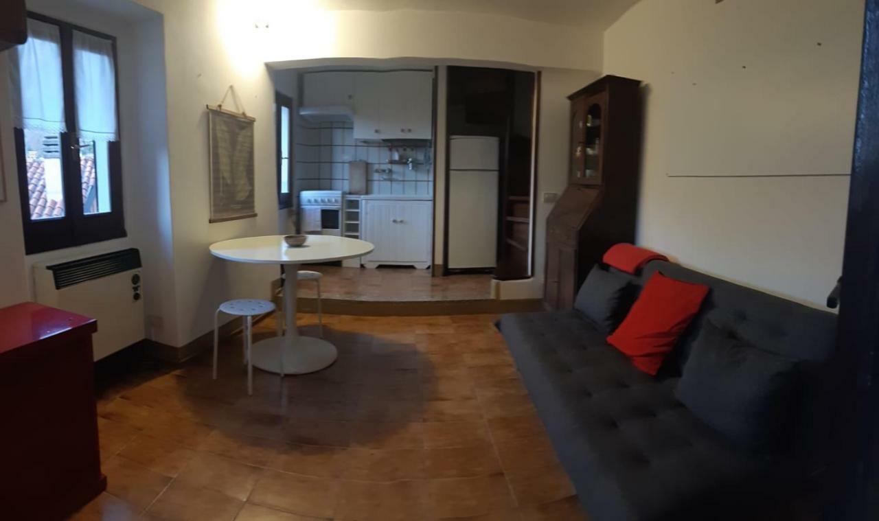 Вилла Casa Cubo Варенна Экстерьер фото